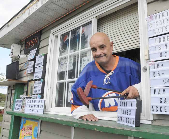 Daylin James part of fundraising bash